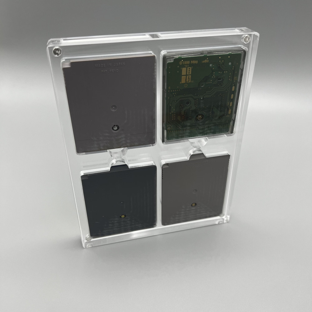 Высокопрозрачный акриловый маг – обзор и цена Game Boy Cartridge Holder